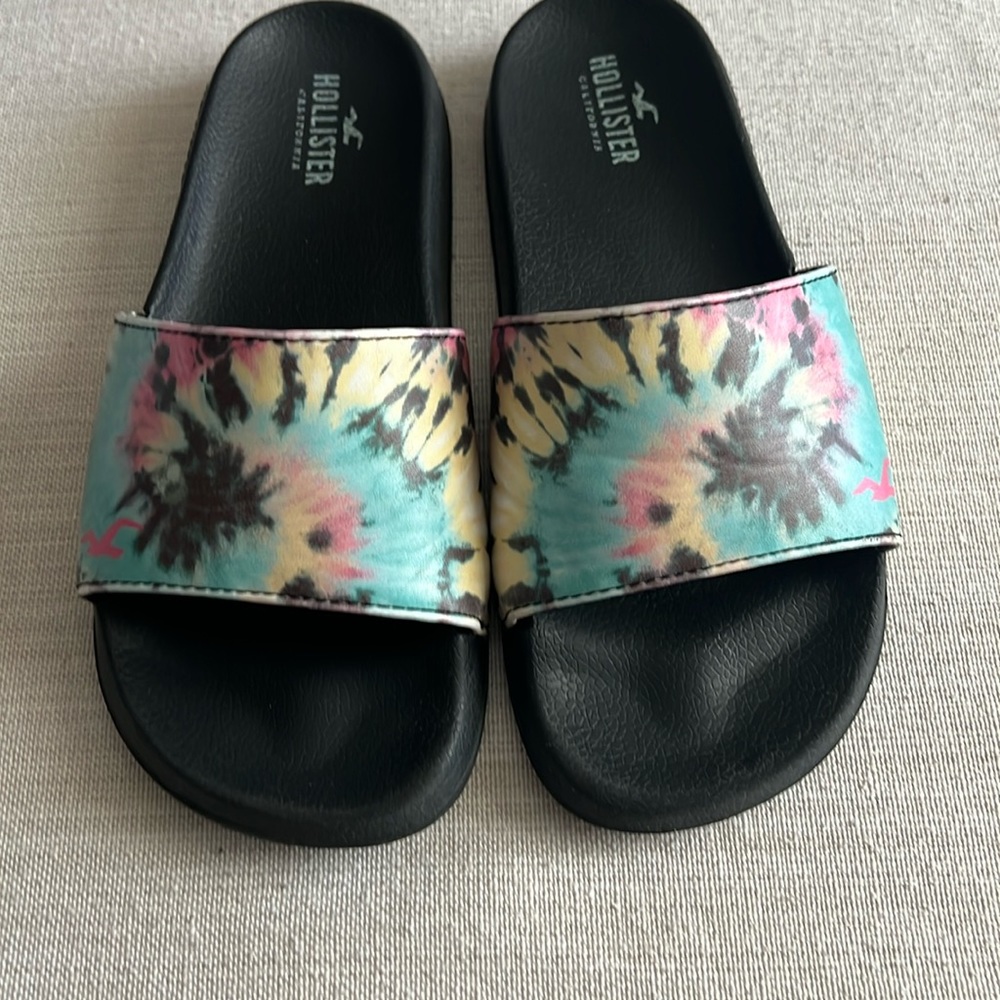 Tie-dye Hollister Slides